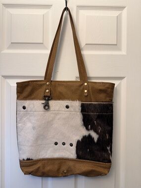 Myra Cowhide Leather Tote Bag in Tan and Black-White